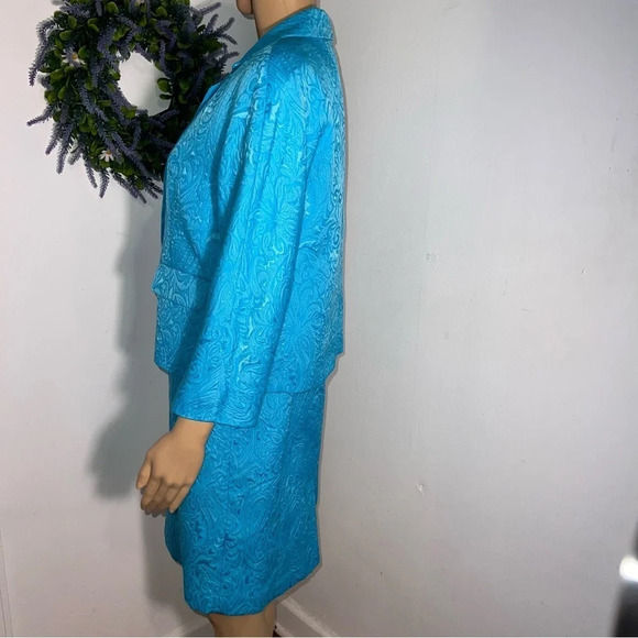 Talbots 8P, paisley embroidered blue sleeveless dress with matching crop jacket - Picture 8 of 13